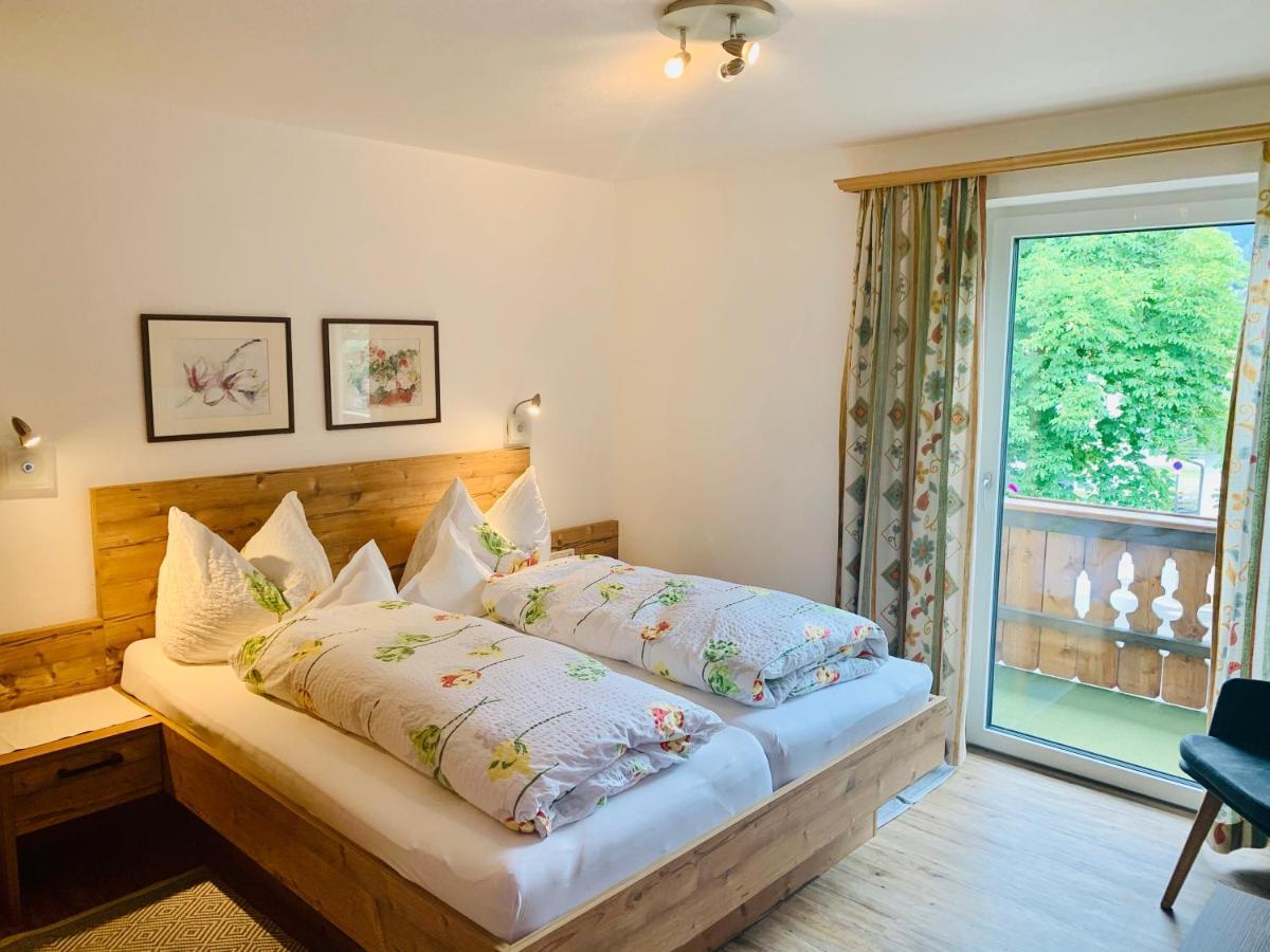 Appartements Al Castagno Ehrwald Bagian luar foto