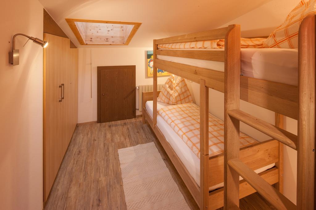 Appartements Al Castagno Ehrwald Bagian luar foto