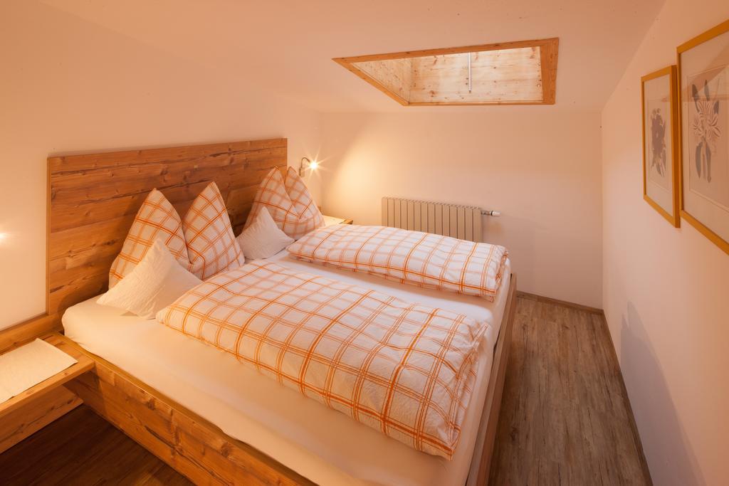 Appartements Al Castagno Ehrwald Bagian luar foto
