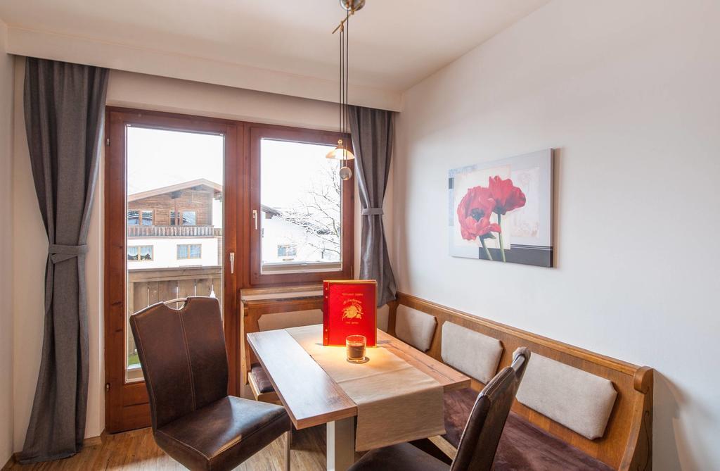 Appartements Al Castagno Ehrwald Bagian luar foto